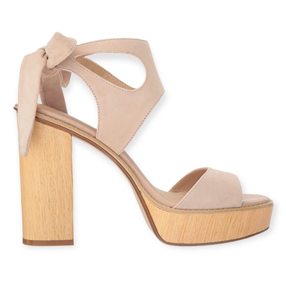 Very Volatile Women’s Ashlee Dress Sandal - Picture 4 of 16